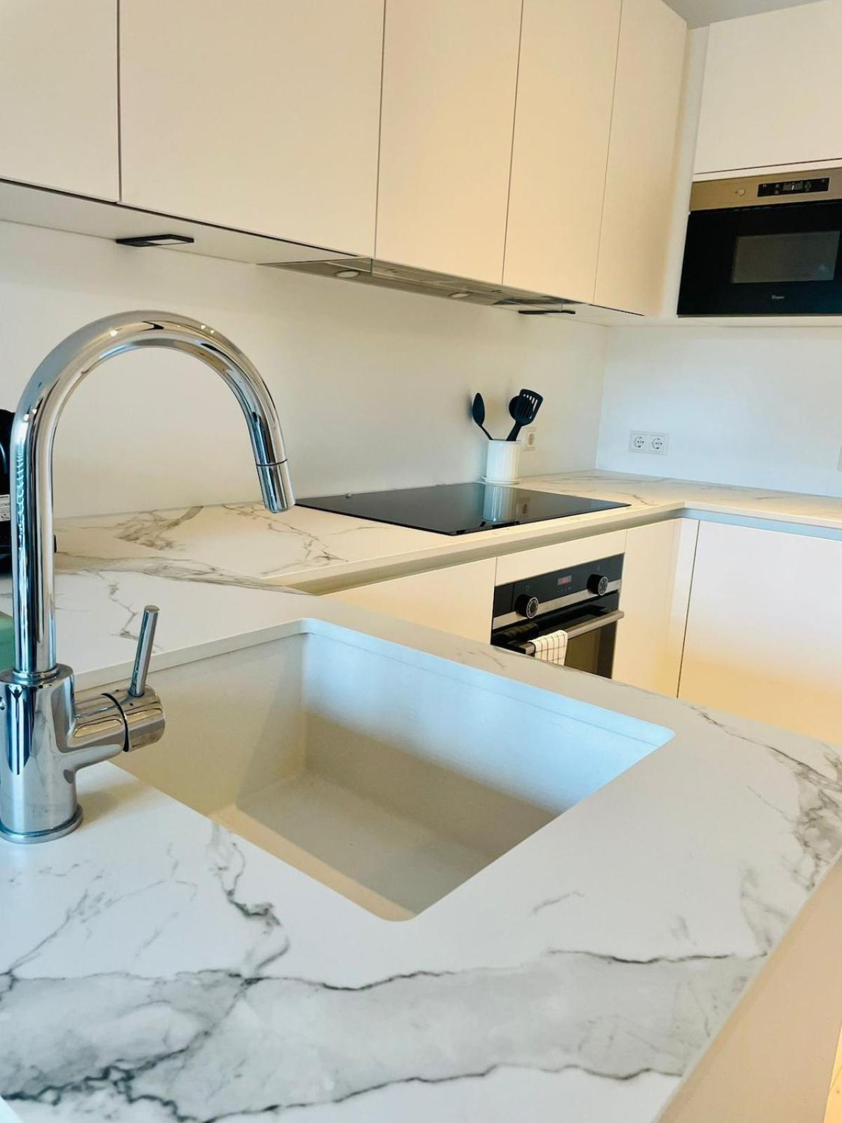 Comfortable 1 Bedroom W Terrace & Parking-chiny1 Appartement Luxemburg
